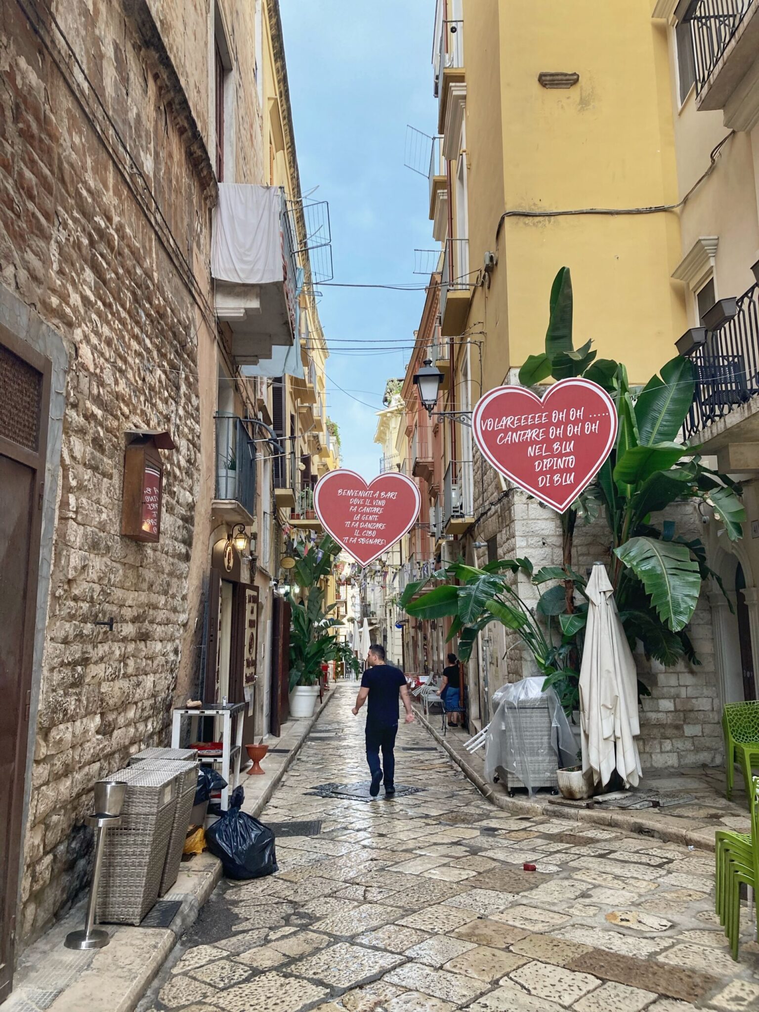 A perfect 24 hours in Bari Itinerary : A Brummie Home and Abroad